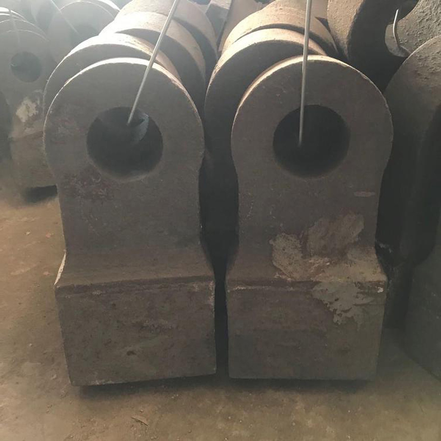 【破碎機(jī)合金錘頭】_破碎機(jī)合金錘頭優(yōu)質(zhì)供應(yīng)商推薦 - 中國(guó)供應(yīng)商