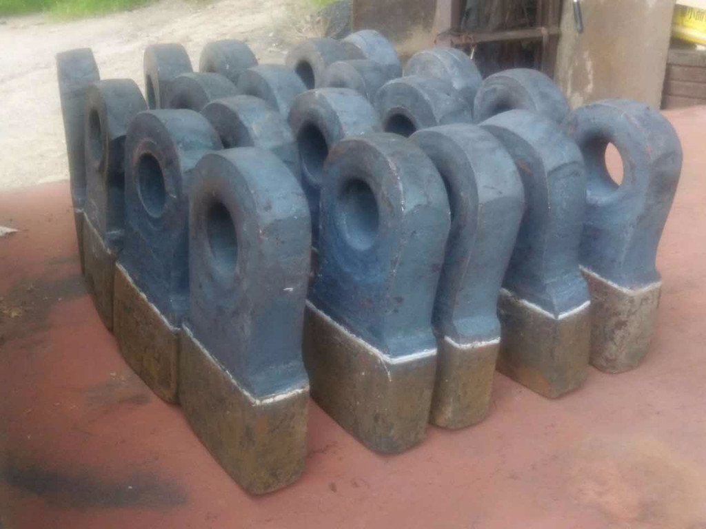 供應(yīng)優(yōu)質(zhì)山東濟(jì)南章丘鍛造錘頭 破碎機(jī)配件錘頭圖片_高清圖_細(xì)節(jié)圖-付瑞麗(個(gè)體經(jīng)營(yíng))